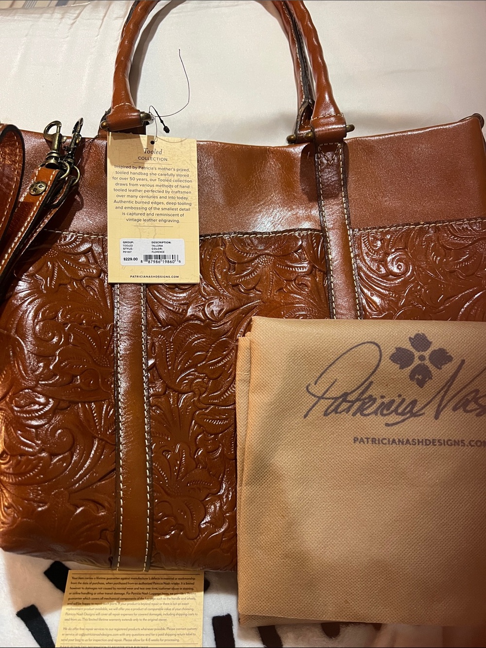 NWT Patricia Nash shoulder bag